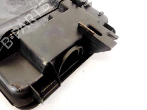 sttte-vw-passat-b5-variant-3b5-1997-1998-1999-2000-2001-32947106 main image