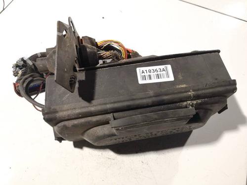 Used Fuse box Fuse box FIAT ULYSSE (220_) 2.0 (220.AC5) (121 hp) 32567270 32567270