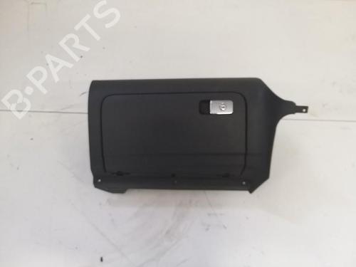 Used Glove box Glove box VW GOLF V (1K1) 1.9 TDI (90 hp) 35843017 35843017