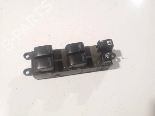 Used Switch Switch NISSAN ALMERA TINO (V10) 2.2 dCi (136 hp) 32572606 32572606