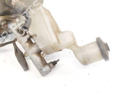 Used Brake master cylinder Brake master cylinder TOYOTA RAV 4 II (_A2_) 2.0 D 4WD (CLA20_, CLA21_, CLA20R, CLA21R) (116 hp) 35204995 35204995