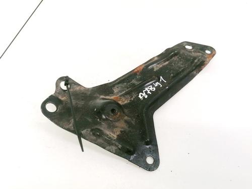 sttte-nissan-primera-hatchback-p12-2002-32900094 main image