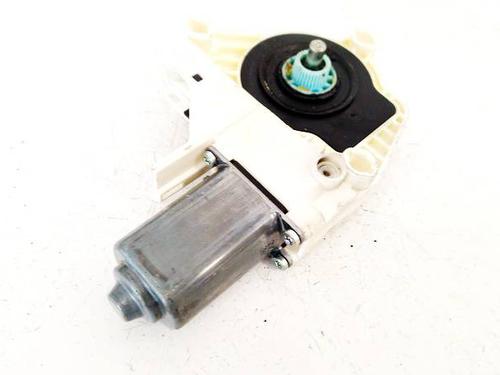Left front window motor VOLVO V50 (545) 2.0 D | BP40275429E21 - Image 3