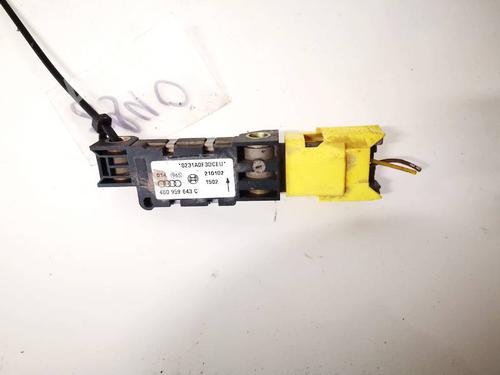 Used Electronic module Electronic module VW PHAETON (3D1, 3D2, 3D3, 3D4, 3D6, 3D7, 3D8, 3D9) 3.2 V6 (241 hp) 32936919 32936919