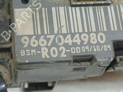 Fuse box CITROËN C5 III (RD_) 1.6 HDi 110 (RD9HZC) | BP40276201E1 - Image 4