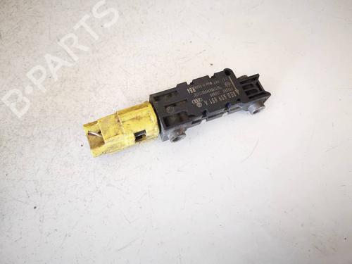 Used Electronic module AUDI A4 B7 (8EC) 2.0 TDI (140 hp) 32600957