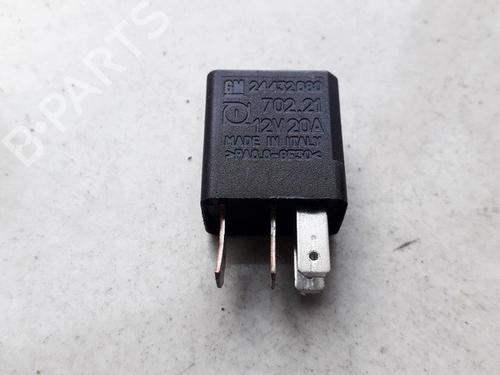 Used Electronic sensor Electronic sensor OPEL ASTRA G Hatchback (T98) 2.0 DTI 16V (F08, F48) (101 hp) 33528083 33528083