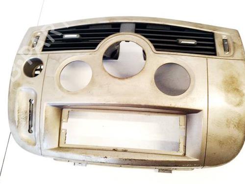Difusor / Saída de ar Difusor / Saída de ar RENAULT SCÉNIC II (JM0/1_) 1.9 dCi (JM0G, JM12, JM1G, JM2C) (120 hp) 33751448 33751448