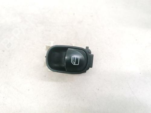 Used Switch Switch MERCEDES-BENZ C-CLASS (W203) C 220 CDI (203.006, 203.008) (143 hp) 32890279 32890279