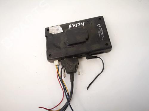 electronic-module-audi-a4-b5-8d2-1994-1995-1996-1997-1998-1999-2000-2001-32884639 main image