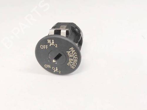 Used Switch Switch BMW 1 (F20) 120 d (184 hp) 32929324 32929324