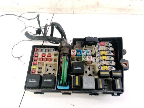 Used Fuse box Fuse box FORD FOCUS C-MAX (DM2) 1.6 TDCi (109 hp) 32902558 32902558