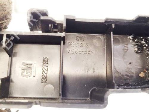 Fuse box OPEL INSIGNIA A (G09) 2.0 CDTI (68) | BP32599576E1