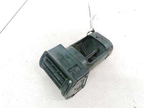 air-vent-audi-a6-c4-avant-4a5-1994-1995-1996-1997-1998-32885958 main image