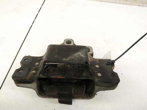 Used Engine mount Engine mount VW PASSAT B6 (3C2) 2.0 TDI (140 hp) 32902101 32902101