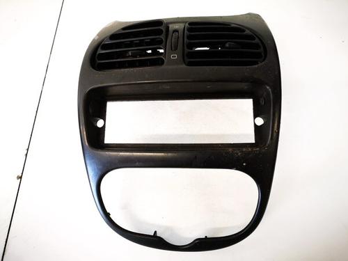 Used Air vent Air vent PEUGEOT 206 Hatchback (2A/C) 2.0 HDI 90 (90 hp) 32886968 32886968