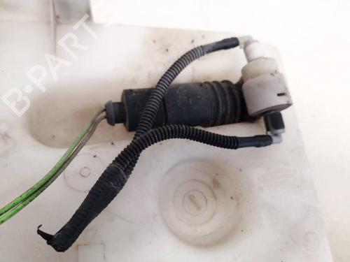 washer-pump-vw-touran-1t1-1t2-2003-2004-2005-2006-2007-2008-2009-2010-2011-35355370 main image
