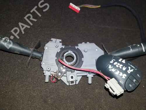 Used Steering wheel controls Steering wheel controls RENAULT MEGANE Scenic (JA0/1_) 2.0 i (JA0G) (114 hp) 35648537 35648537