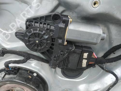 Used Right rear window motor Right rear window motor 35235071 35235071