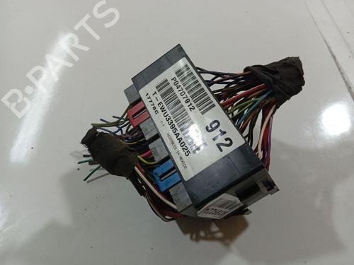 Used Fuse box Fuse box CHRYSLER VOYAGER / GRAND VOYAGER III (GS_, NS_) 2.5 TD (116 hp) 32539361 32539361