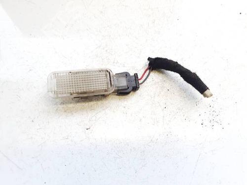 Kabinelys Kabinelys VW GOLF IV (1J1) 1.9 TDI (110 hp) 35130871 35130871
