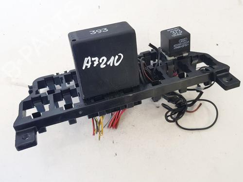 Used Fuse box Fuse box AUDI A6 C5 (4B2, 4B4) 2.5 TDI (155 hp) 32881185 32881185