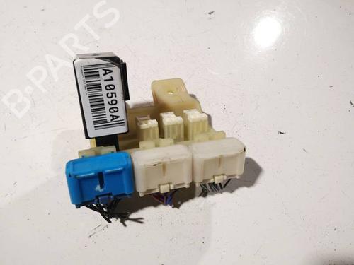 Used Fuse box Fuse box MITSUBISHI COLT V (CJ_, CP_) 1300 GL,GLX (CJ1A) (75 hp) 32569456 32569456