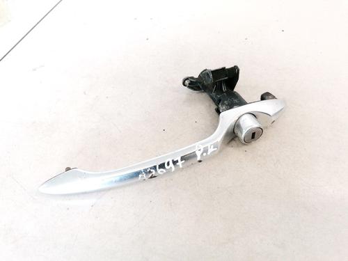 Used Front left exterior door handle Front left exterior door handle 35591963 35591963