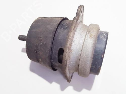 Used Engine mount Engine mount VW TOUAREG (7LA, 7L6, 7L7) 2.5 R5 TDI (174 hp) 33520927 33520927