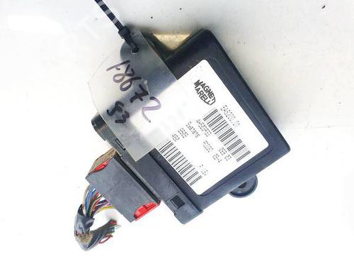 electronic-module-peugeot-307-3ac-2000-2001-2002-2003-2004-2005-2006-2007-2008-2009-2010-2011-2012-32926673 main image