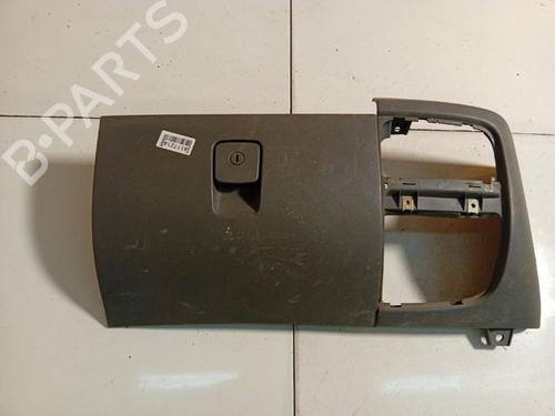 Used Glove box Glove box 38478324 38478324