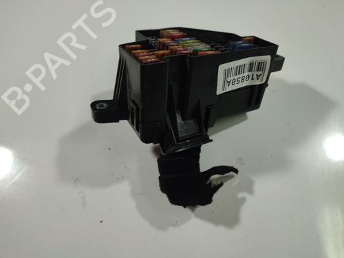 fuse-box-vw-golf-v-1k1-2003-2004-2005-2006-2007-2008-2009-2010-32554088 main image