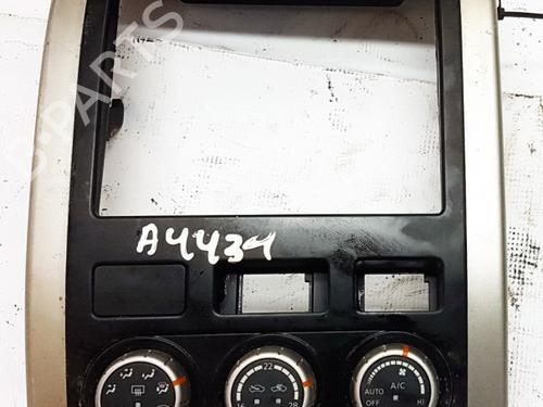Used Climate control Climate control NISSAN X-TRAIL II (T31) 2.0 dCi 4x4 (150 hp) 35643088 35643088