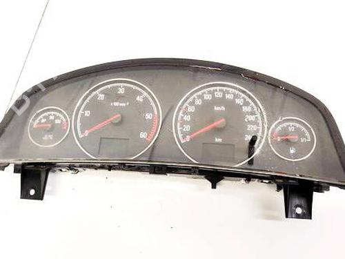 Used Instrument cluster Instrument cluster OPEL SIGNUM Hatchback (Z03) 1.9 CDTI (F48) (150 hp) 35295132 35295132