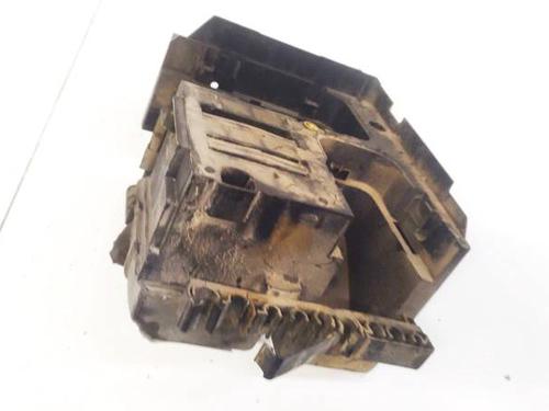 Used Fuse box VW PASSAT B6 (3C2) 2.0 TDI (170 hp) 32620011