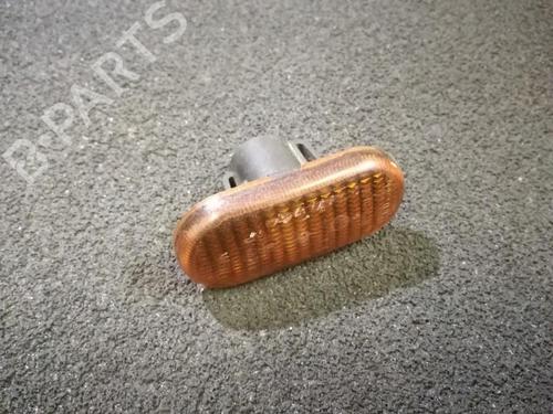 Used Right side indicator Right side indicator RENAULT CLIO II (BB_, CB_) 1.2 (BB0A, BB0F, BB10, BB1K, BB28, BB2D, BB2H, CB0A,... (58 hp) 35653646 35653646