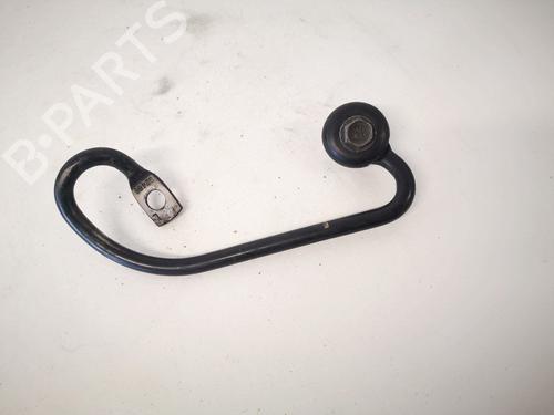 Used Support Support TOYOTA COROLLA Saloon (_E12_) 1.4 VVT-i (ZZE120_, ZZE120R) (97 hp) 32908001 32908001