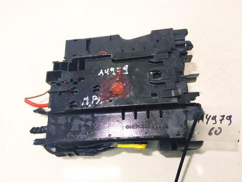 Used Fuse box Fuse box MERCEDES-BENZ C-CLASS (W204) C 200 CDI (204.007, 204.006) (136 hp) 33109482 33109482