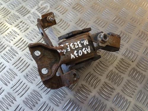 Used Engine mount Engine mount MAZDA 323 F VI Hatchback (BJ) 1.5 16V (BJ5W) (88 hp) 33492038 33492038