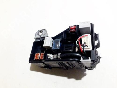 Used Fuse box Fuse box TOYOTA COROLLA Verso (_E12_) 1.8 VVT-i (ZZE122_, ZZE122R) (135 hp) 33509272 33509272