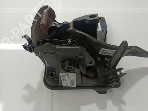 Pedal CITROËN C5 III (RD_) 2.0 HDi (RDRHD8, RDRHDJ, RDRHR8, RDRHRJ) | BP34843918I4 - Image 2