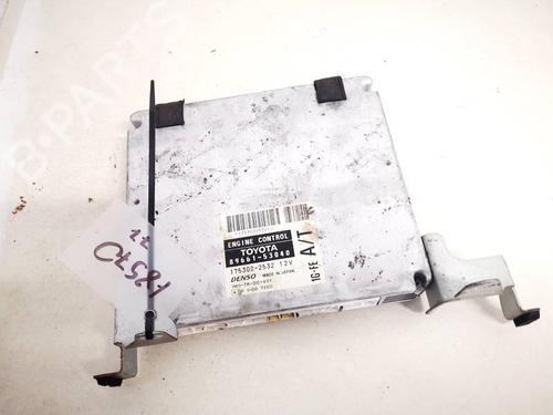 Used Engine control unit (ECU) Engine control unit (ECU) LEXUS IS I (_E1_) 200 (GXE10) (155 hp) 32924025 32924025