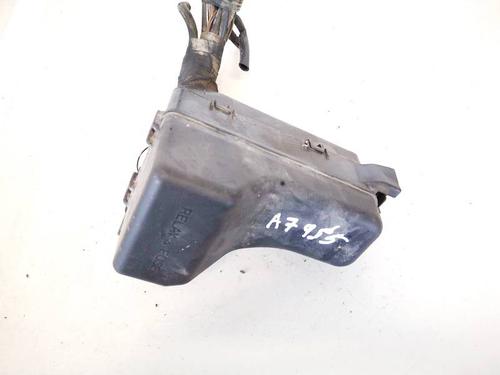 Used Fuse box Fuse box TOYOTA AVENSIS (_T25_) 2.2 D-CAT (ADT251_, ADT251R) (177 hp) 32917743 32917743