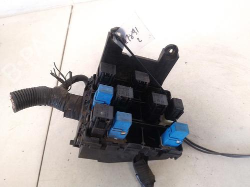 Used Fuse box NISSAN PRIMERA Hatchback (P12) 1.9 dCi (120 hp) 32898966