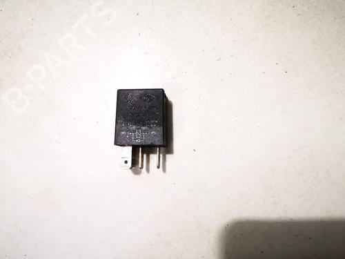 other-renault-laguna-ii-bg01_-2001-2002-2003-2004-2005-2006-2007-33086673 main image