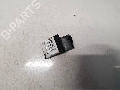 Poignée intérieure Poignée intérieure FIAT PUNTO EVO (199_) 1.3 D Multijet (199AXC1A, 199BXC1A, 199AXT1A, 199BXT1A) (75 hp) 34795239 34795239