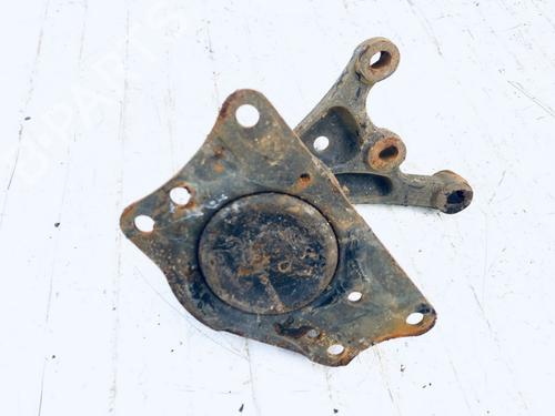 Used Engine mount Engine mount VW POLO IV (9N_, 9A_) 1.9 TDI (101 hp) 33075362 33075362