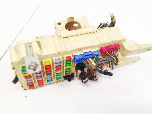 Used Fuse box Fuse box HYUNDAI SANTA FÉ II (CM) 2.2 CRDi GLS (150 hp) 32616697 32616697