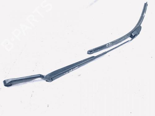 Used Front windshield wiper arm Front windshield wiper arm VW BORA I (1J2) 1.9 TDI (90 hp) 33071202 33071202