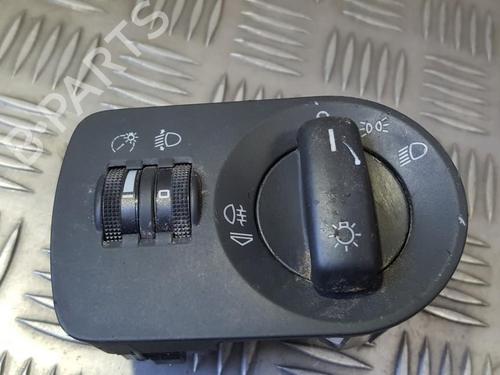 Used Switch Switch AUDI A3 (8P1) 1.9 TDI (105 hp) 35674600 35674600